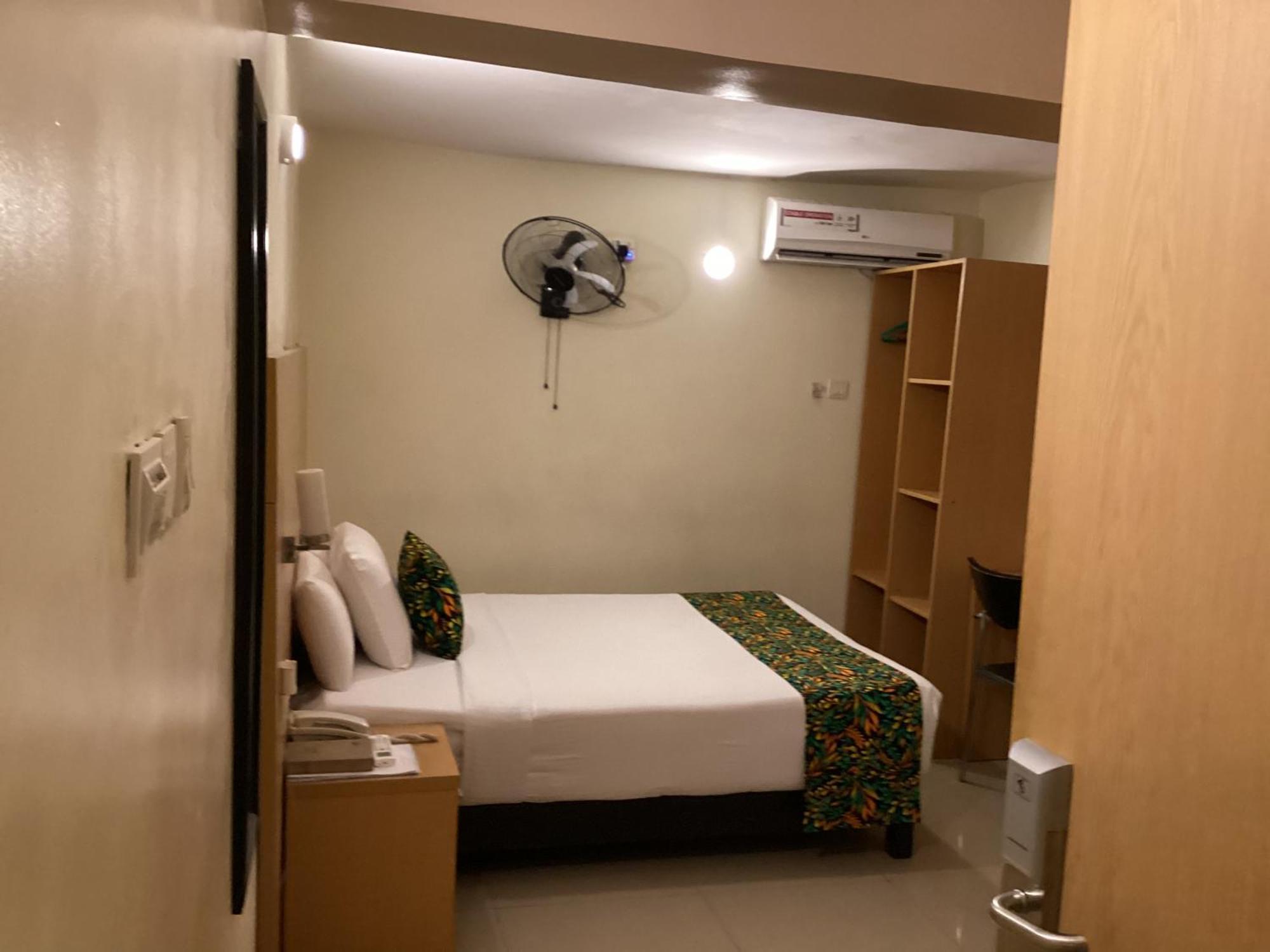 Adis Hotels Ibadan Exterior foto