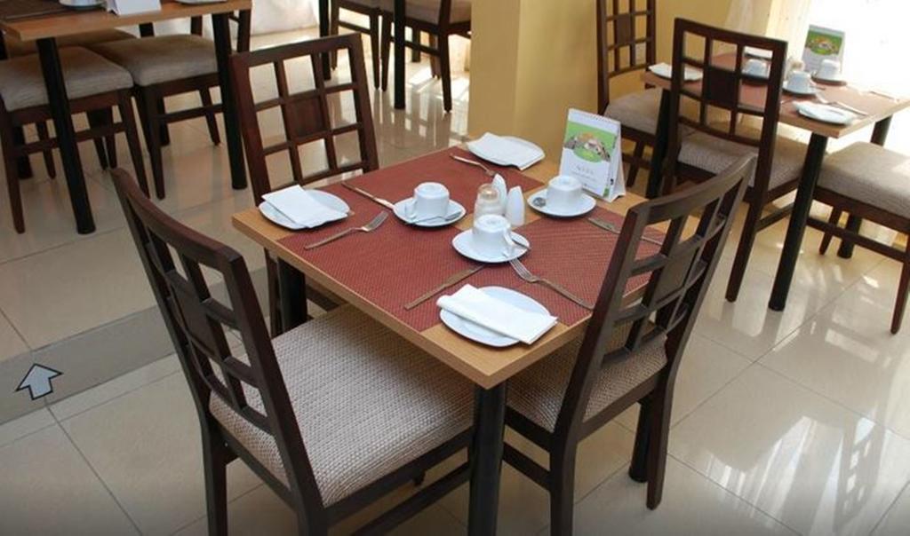 Adis Hotels Ibadan Exterior foto