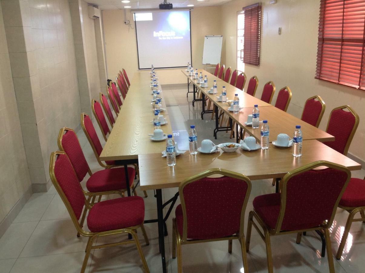 Adis Hotels Ibadan Exterior foto